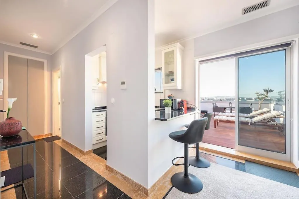Apartament Sunny Private Rooftop Sauna & Hot Tub By Bentobox Lizbona