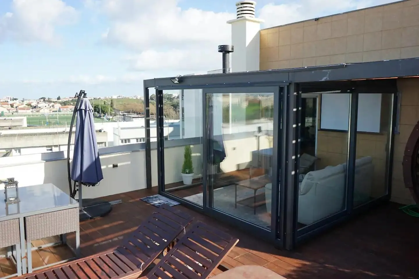 Sunny Private Rooftop Sauna & Hot Tub By Bentobox Apartment Lisbon